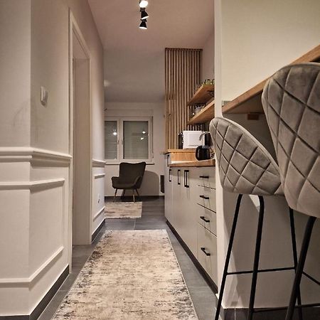 Azimut Apartman Μπιέλινα Εξωτερικό φωτογραφία
