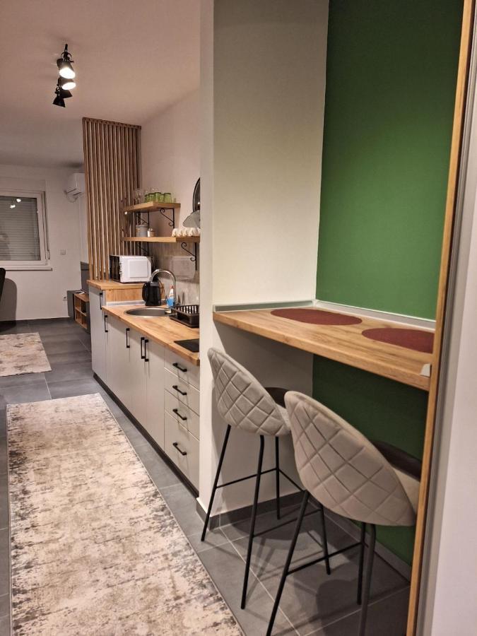 Azimut Apartman Μπιέλινα Εξωτερικό φωτογραφία